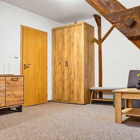 Hotel A Restaurace Ruze Podborany Luaran gambar