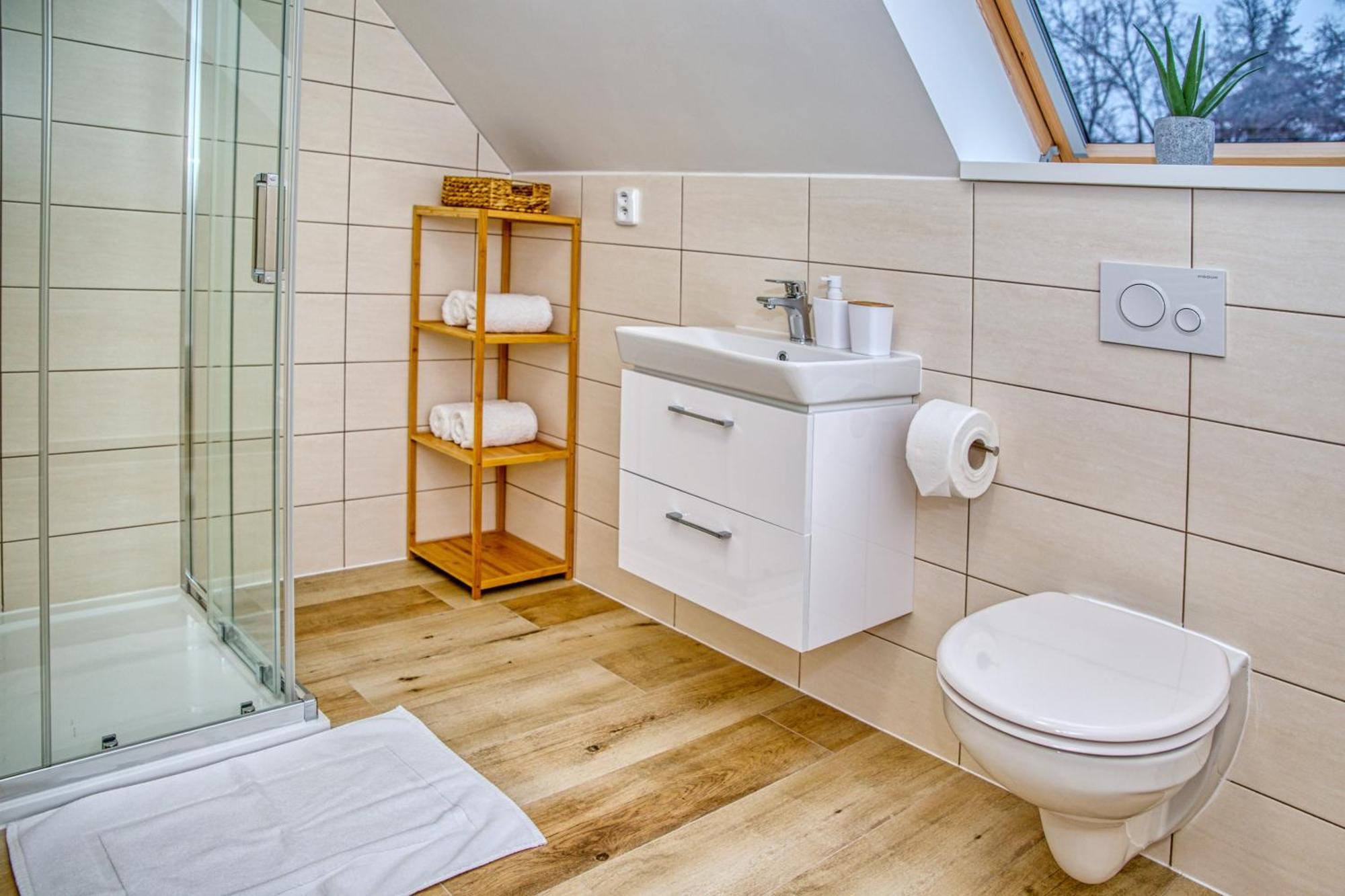 Hotel A Restaurace Ruze Podborany Luaran gambar